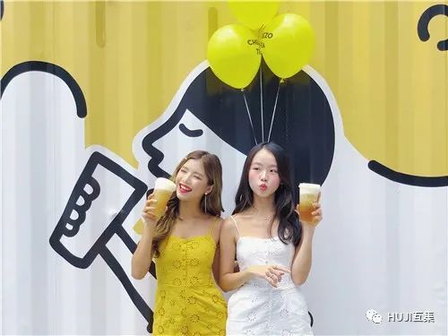 排队打卡的喜茶芝芝集装箱火爆闪现,为何时尚茶饮都选择集装箱设计?-HUJI互集