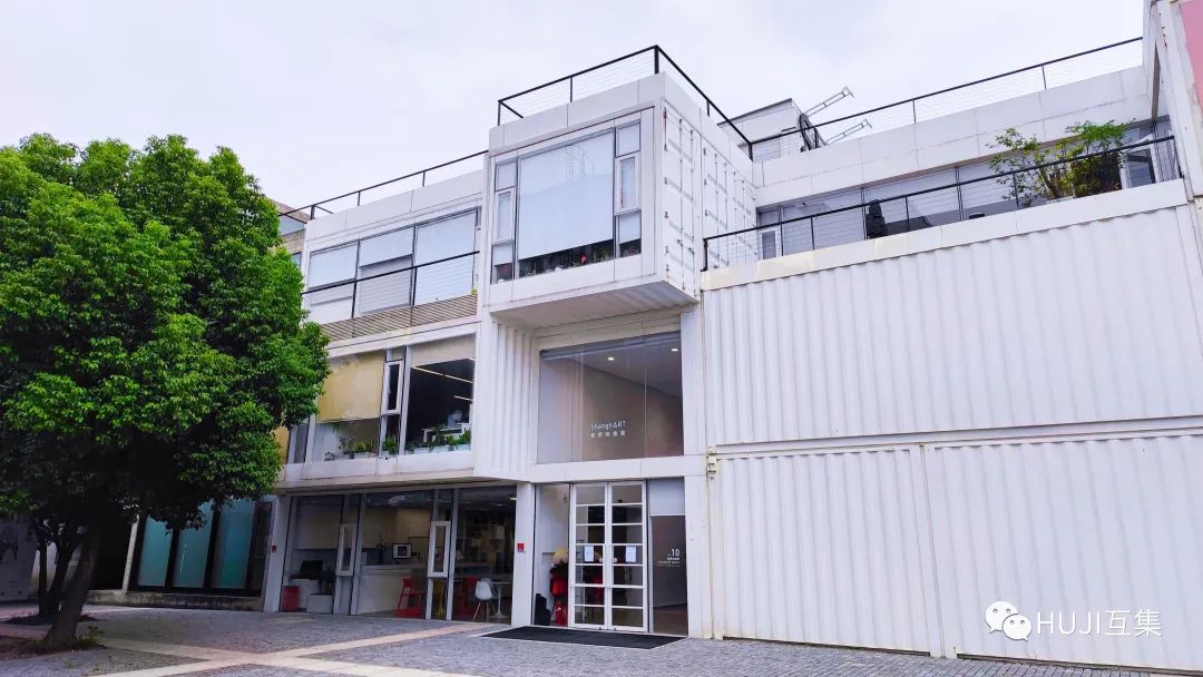 上海香格纳画廊成为影视剧打卡地,这个集装箱画廊艺术感拉满!-HUJI互集
